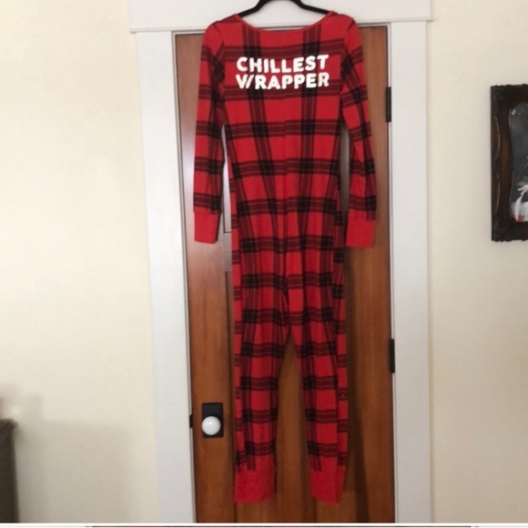 VS Victoria’s Secret Chillest Wrapper pajama onsie - Picture 5 of 7